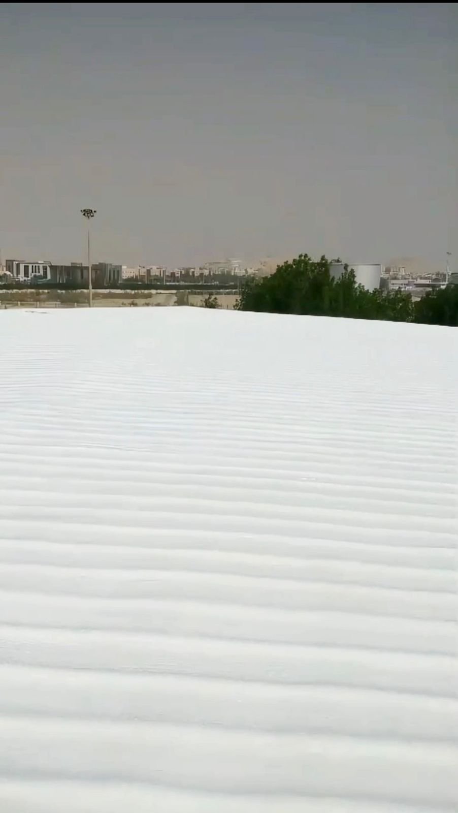 عزل أسطح خرسانية مائي وحراري — صورة من أعمال العزل في المنطقة الشرقية